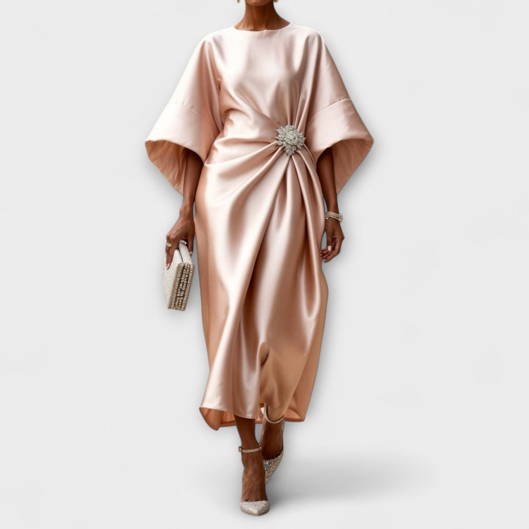 Robes maxi en satin luxueuses avec paillettes