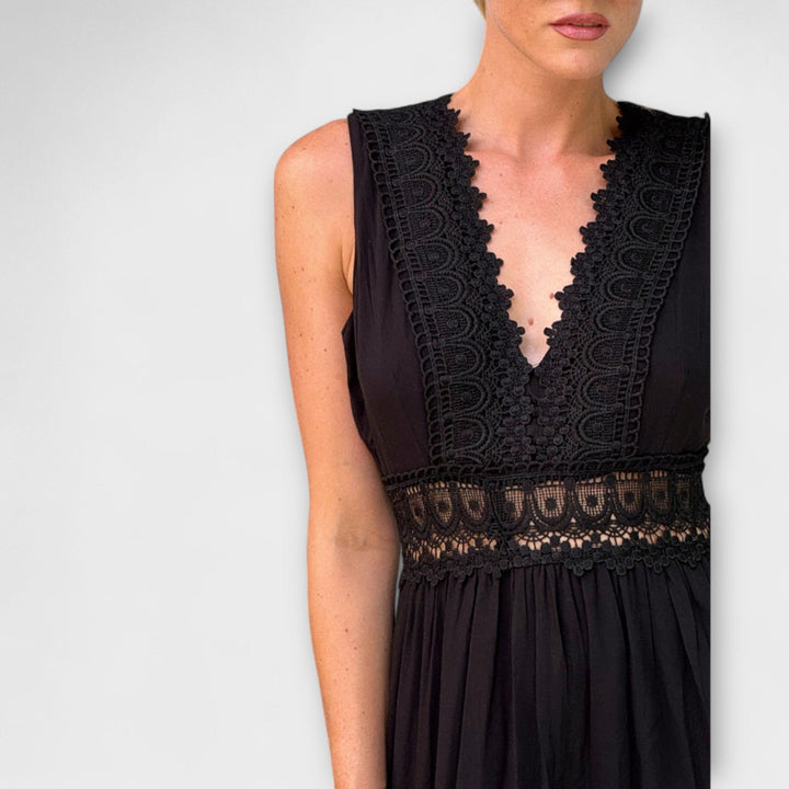 Mode Lumiére™ Aurélie - Robe en dentelle élégante avec décolleté en V