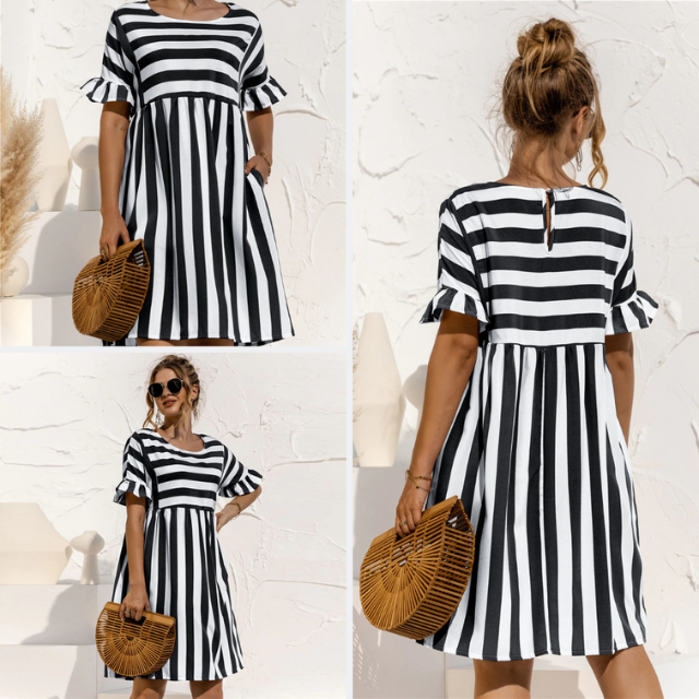 Mode Lumiére™| Robe Courte Rayée Maternité Volants