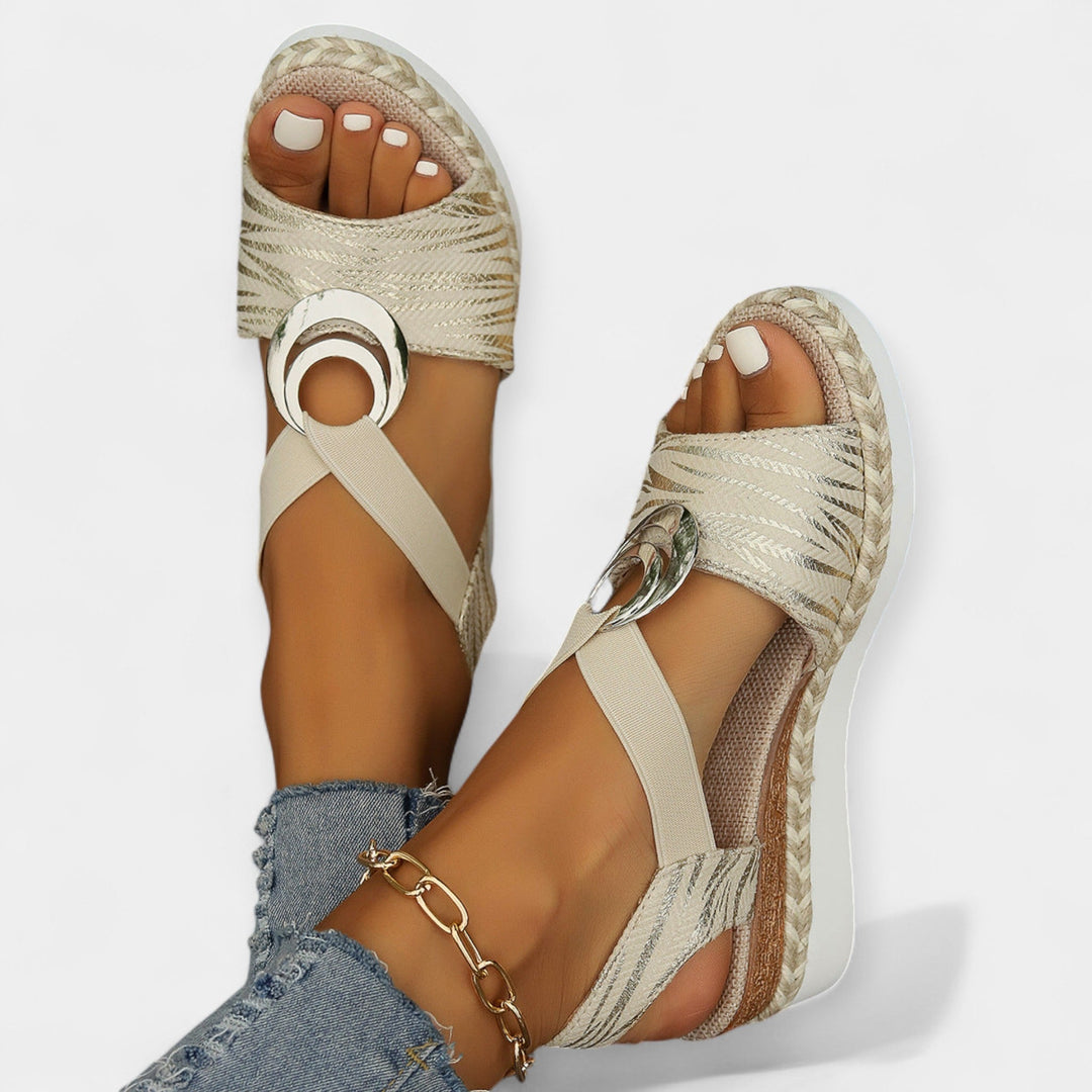 Mode Lumiére™ Sandales romaines avec tressage