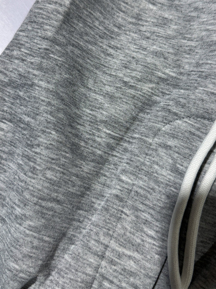 Mode Lumiére™ | Pantalon large confortable et sportif