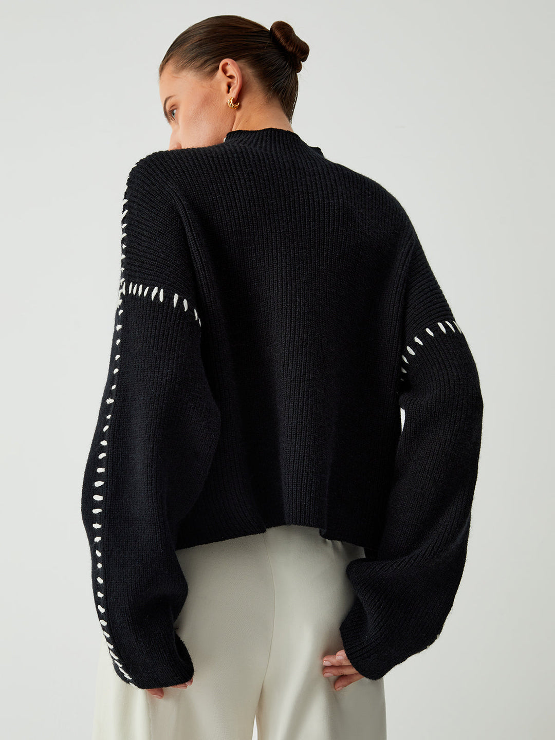 Alma | Pull oversize à col roulé avec détails en piqué