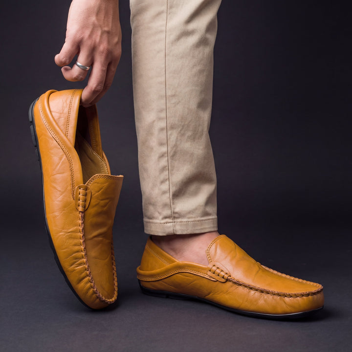Mode Lumiére™ | Mocassins en cuir