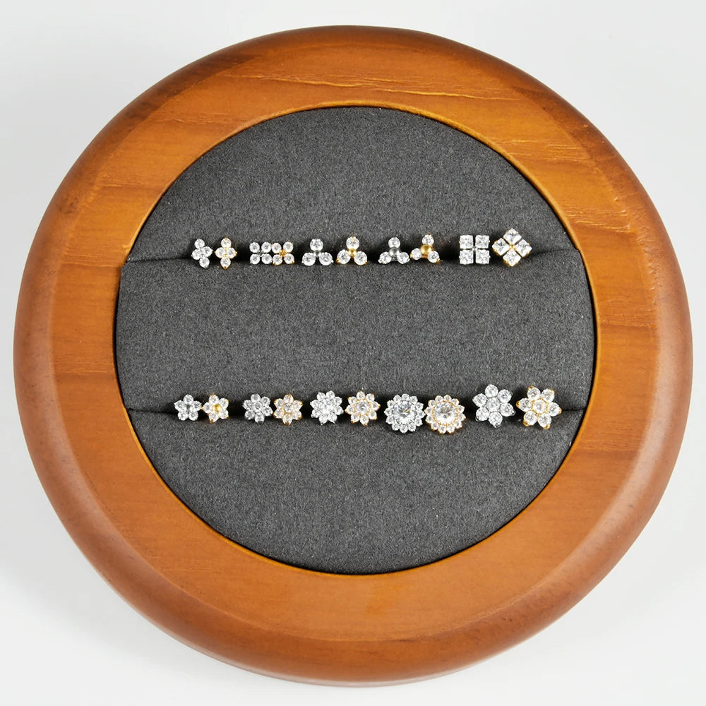 Boucle d'oreille Piercing Fleur en Titane G23 – Brillance Délicate et Confort