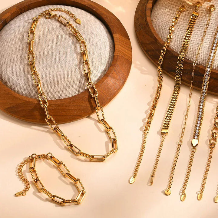 Bracelet Chaîne Dorée Acier  à Maillons Modernes Femme