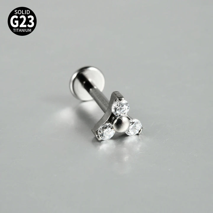 Boucle d'oreille Piercing Fleur en Titane G23 – Brillance Délicate et Confort