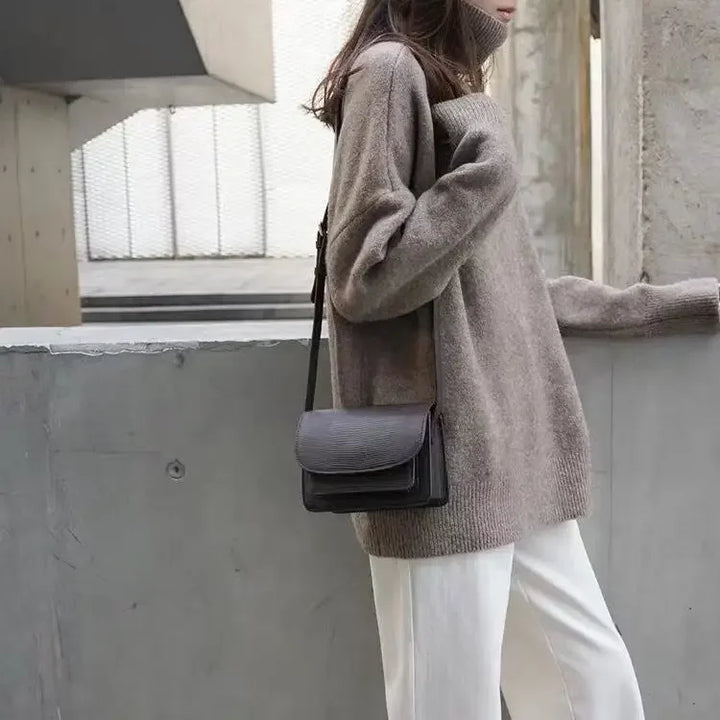 Pull Col Roulé Oversize – Élégance Décontractée Moderne