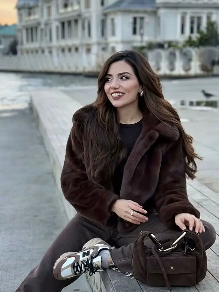 HH femmes décontracté marron court fausse fourrure manteau col rabattu à manches longues veste 2025 automne hiver ample haute rue vêtements d'extérieur