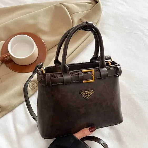 Petit sac carré polyvalent à la mode pour femmes, sac à bandoulière rétro pour dames, sac à main en matériau souple, nouveau modèle automne hiver
