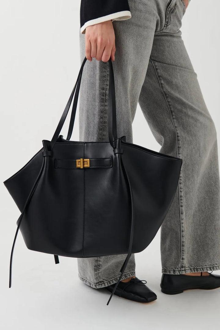 Sacs à main trapèze de grande capacité pour femmes, sacs à bandoulière de styliste avec serrure en métal, grand fourre-tout en cuir Pu de haute qualité pour les déplacements