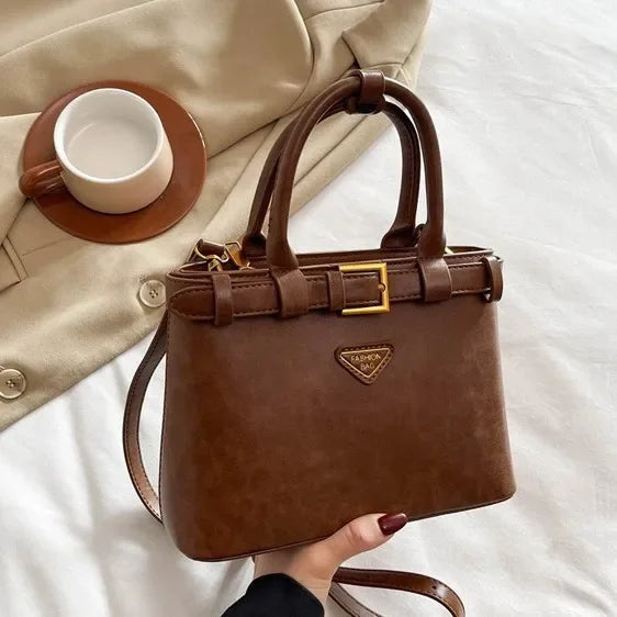Petit sac carré polyvalent à la mode pour femmes, sac à bandoulière rétro pour dames, sac à main en matériau souple, nouveau modèle automne hiver