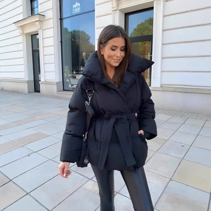 Vestes en coton à la mode pour femmes, manteaux élégants à col montant et manches longues à lacets, vêtements d'extérieur chauds et chics pour dames, nouvelle collection hiver 2026