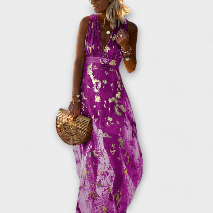 Vêtements avec décolleté en V et détails en sequins