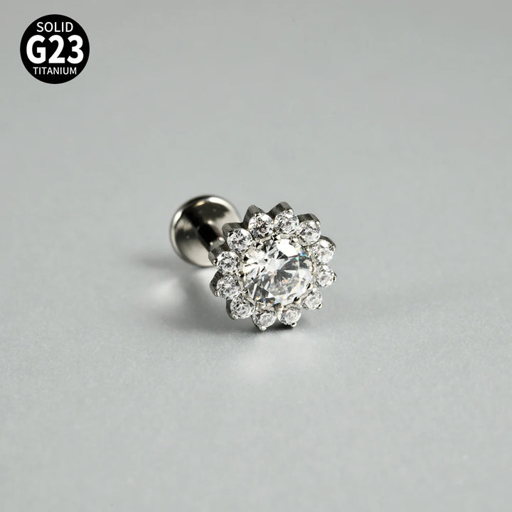 Boucle d'oreille Piercing Fleur en Titane G23 – Brillance Délicate et Confort
