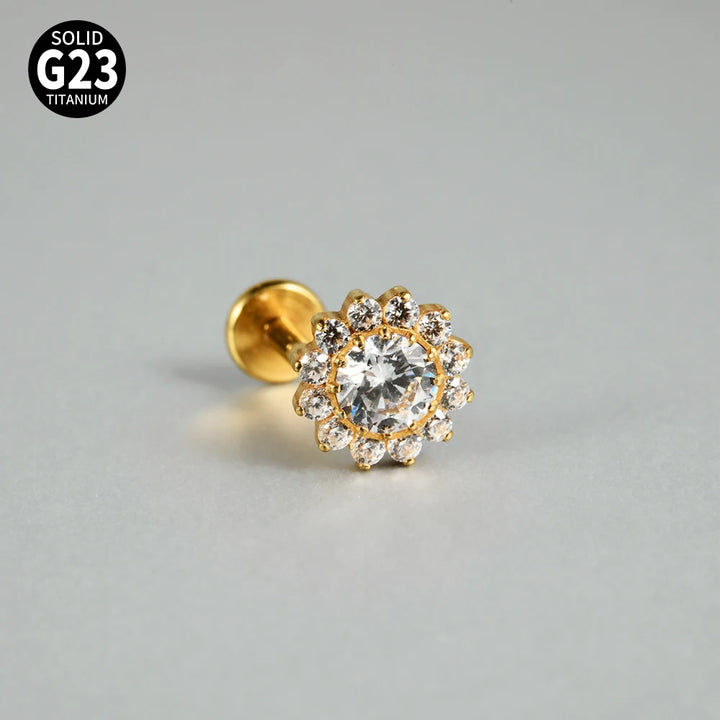 Boucle d'oreille Piercing Fleur en Titane G23 – Brillance Délicate et Confort