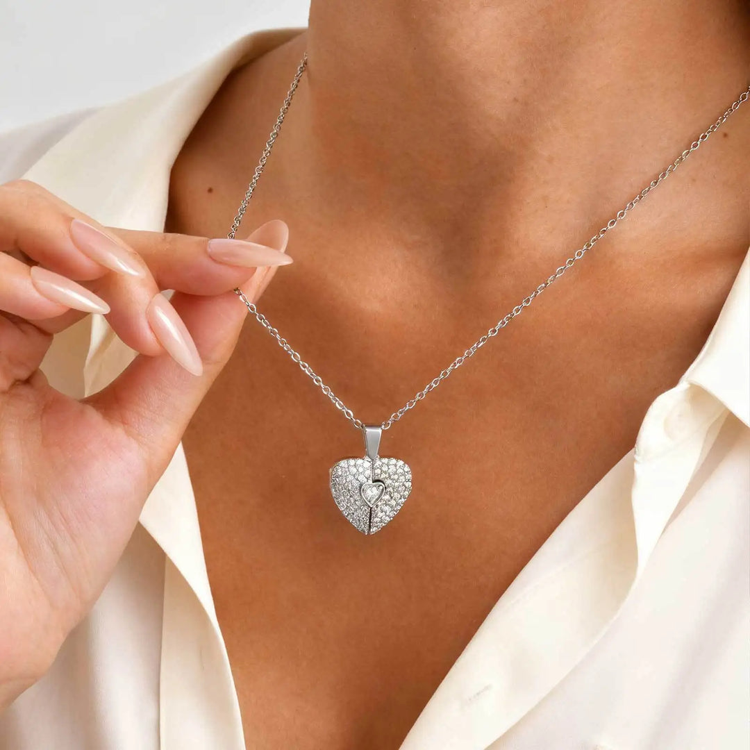 Collier Cœur Photo Personnalisé – Un Bijou Brillant Chargé d’Émotion Femmes