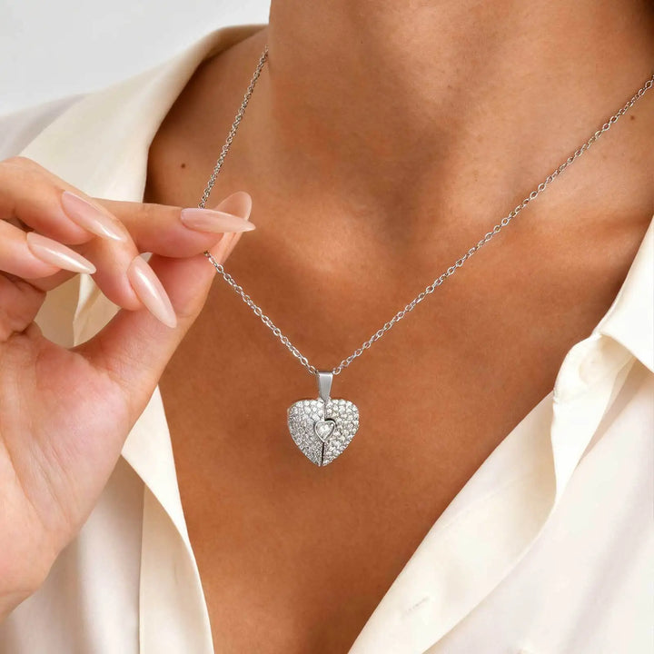 Collier Cœur Photo Personnalisé – Un Bijou Brillant Chargé d’Émotion Femmes