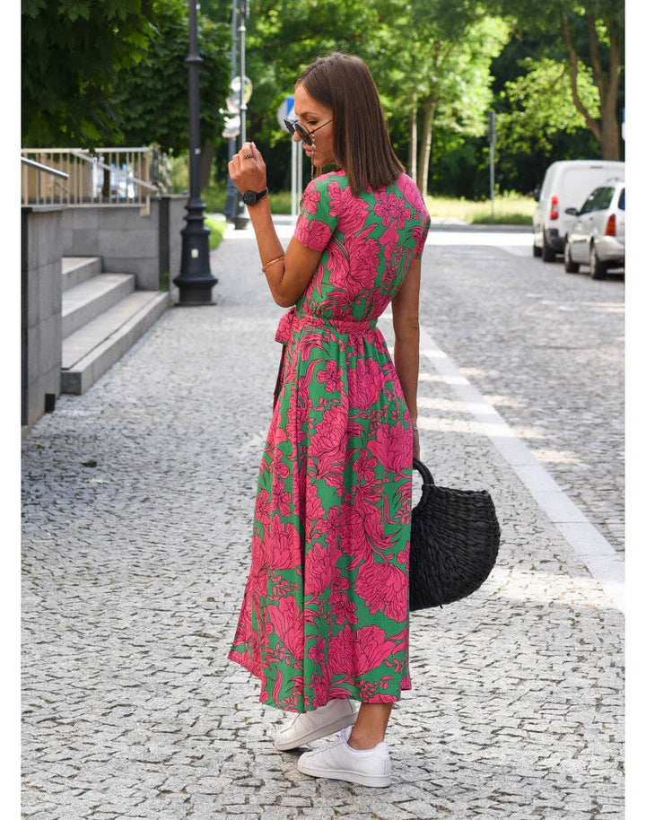 Mode Lumiére™ | Robe élégante à décolleté en V et coupe flatteuse