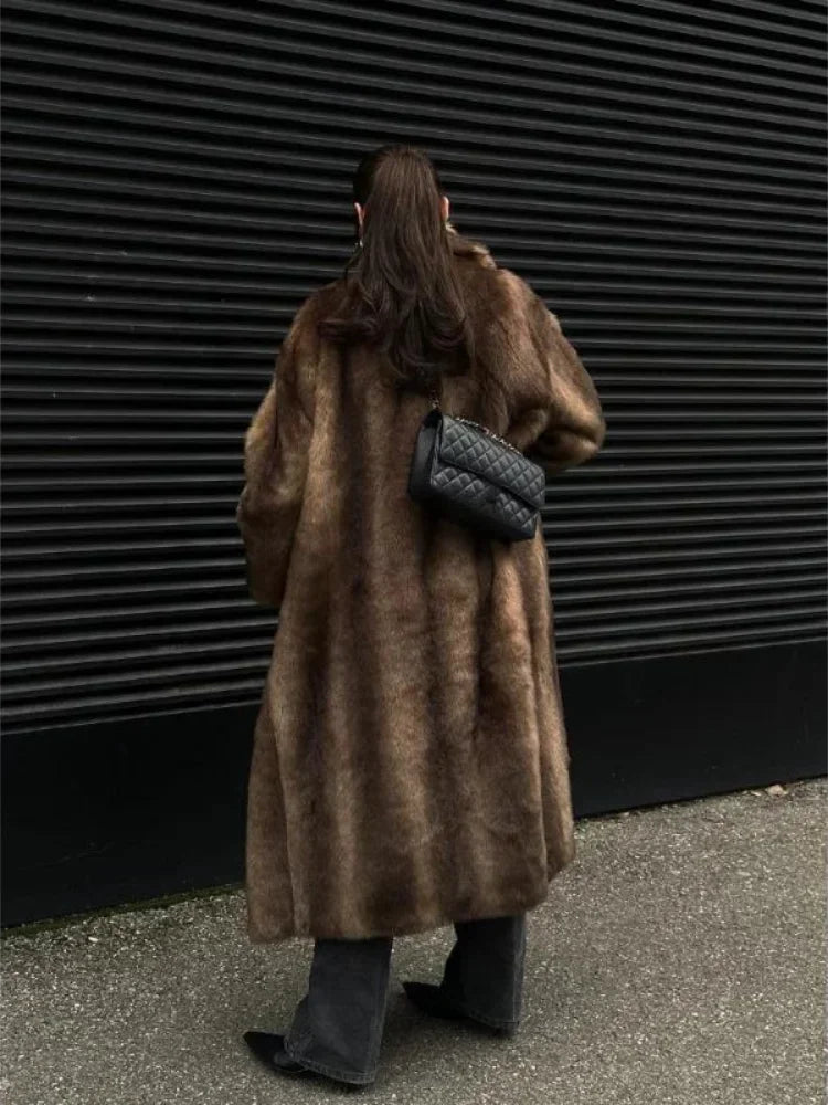 Fashion Mixed Color Lapel Collar Woman Long Coat Elegant Full Sleeve Loose Overcoat New Winter Lady High Street Faux Fur Jacket