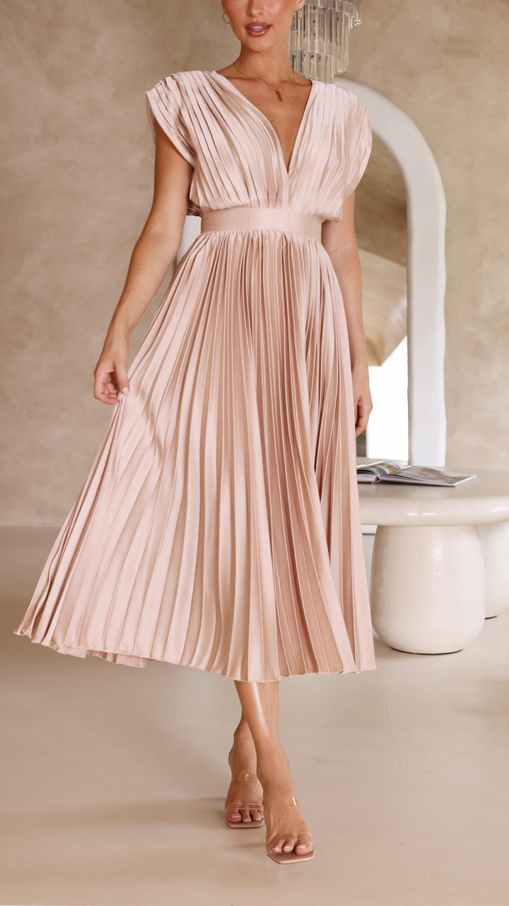 Mode Lumiére™| Robe Élégante en Plis