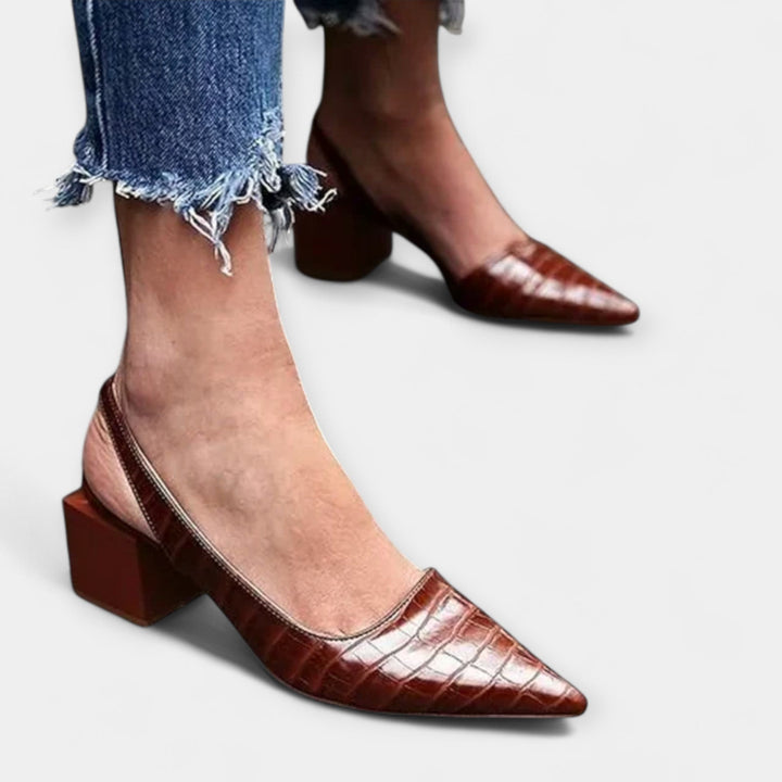 Mode Lumiére™ Chaussures avec des détails luxueux